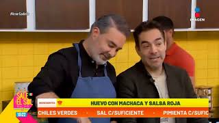 Omar Chaparro prepara huevo con machaca y salsa roja con Mauricio Islas  Sale el Sol [upl. by Merras112]