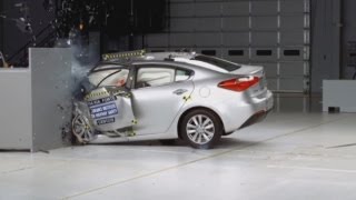 Terrifying car crashes New crash test revealed by Insurance Institute for Highway Safety [upl. by Casimire606]