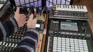 Akai Force to Tascam Model 16 via classcompliant USB for audio routing Stems recording [upl. by Lehpar]