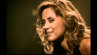 Je Taime  Lara Fabian at Live 2002 concert HD quality [upl. by Patnode]