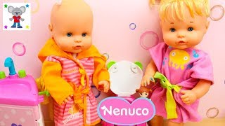 Aventuras en el baño de Las Bebés Nenuco Hermanitas Traviesas [upl. by Cutty]