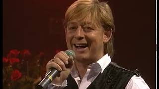 22 Benny Neyman  Griekse Medley Live 10 Jaar Theaterconcerten [upl. by Tail]