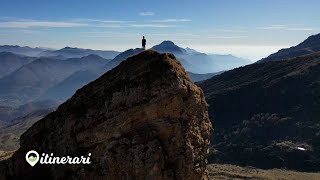 ITINERARI GRIGNONEVITA DA RIFUGISTI E ALPIGIANIVIAGGIO IN VALSASSINALA CASA DEL GLICINE SECOLARE [upl. by Enyaw43]