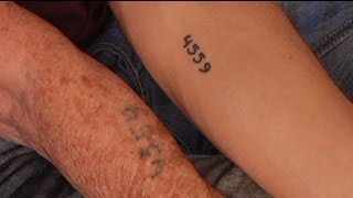 Jóvenes israelíes quotresucitanquot los tatuajes de los campos de concentración nazis [upl. by Squires575]