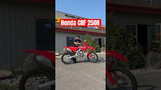 Honda CRF 250R 2024 vs 2025  Which One Do YOU Prefer honda [upl. by Fabi]