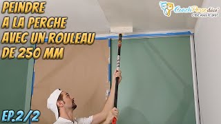 Peindre un plafond au rouleau de 250 mm  Deux couches à la perche  Masterclass 22 [upl. by Naloc]