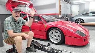 Jacking Up a Ferrari F40 [upl. by Chace750]