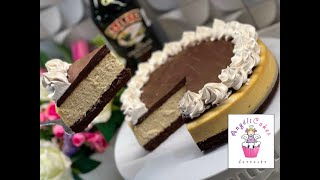 BAILEYS CHEESECAKE CON BASE DE BROWNIE Y COBERTURA DE GANACHE Y CREMA BATIDA  ANGELICAKESDESSERTS [upl. by Nirehtak504]