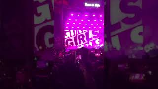 Blur  Girls and boys  Live Fauna Primavera  Santiago  Chile 2023 [upl. by Ahsekin]