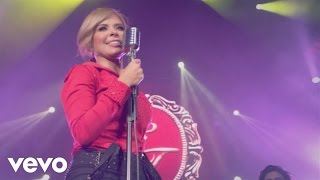 Gloria Trevi  Ese Hombre Es Malo En Vivo [upl. by Katharina]