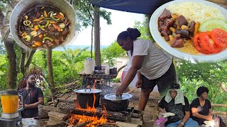 Real Jamaican Brown Stew Cow Head Served With White Rice And Pumpkin Punch [upl. by Tiphani762]