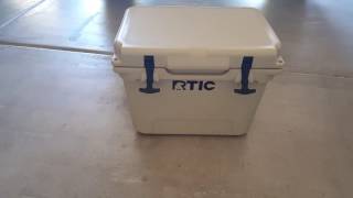 RTIC 20 Cooler  Review and unboxing [upl. by Ifok914]