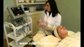 How does Microdermabrasion works [upl. by Laughton251]