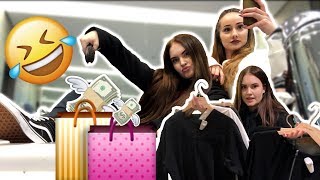 WIE FRAUEN WIRKLICH SHOPPEN 😂  Sarah Foxx amp Freundin Edition [upl. by Aneehs838]