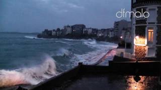 SaintMalo Grande marée big waves 16122016 [upl. by Ainattirb]