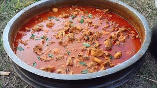 CHICKEN CURRY RECIPE  Cooking Skill  Kerala Style Chicken Curry  Village Food Channel [upl. by Abebi45]