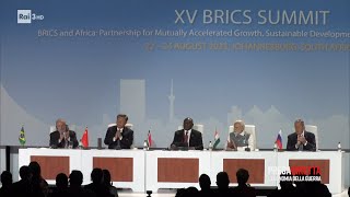 BRICS il sud del mondo  PresaDiretta 23102023 [upl. by Vitoria132]