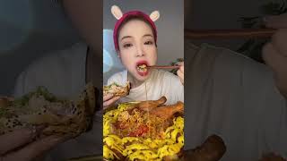 Stirfried noodle and chicken tasting show 볶음면과 치킨 시식쇼 LIN VLOG먹방 2070 [upl. by Bradeord]