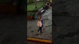 Revelan otro video de Petro y su acompañante caminando de la mano en Panamá noticiascolombia petro [upl. by Aerbas]