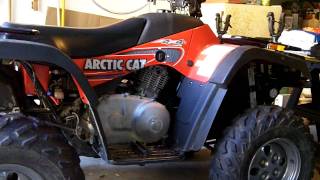 Arctic Cat 400 Cold Start [upl. by Damien]