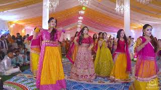 Sabki Baaratein Aayi Tushi amp Saif Dance Performance Part 2 😍  The Wedding Spot [upl. by Edac]