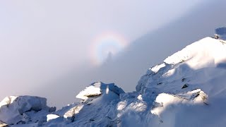 Tatry  Widmo Brockenu  Świnica wierzchołek taternicki  Styczeń 2016 [upl. by Lenssen130]