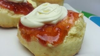 HOW TO MAKE FLUFFY SCONES [upl. by Maison284]