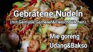 MIE GORENG  GEBRATENE NUDELN WIE BEIM ASIATEN [upl. by Schiffman686]