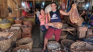 COOKING GIANT DRIED FISH IN THE PHILIPPINES [upl. by Roel]