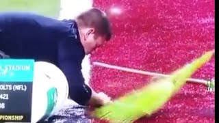 Guy fixing turf during Ohio StateWisconsin game Turf guy repairing the end zone turf Turf Repair [upl. by Ahsinit]