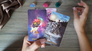 🔴 O QUE ELEA SENTE POR VOCÊ HOJE  Tarot Responde [upl. by Yanffit]