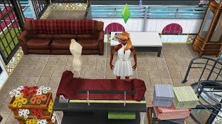 Sims freeplay Hacer que un sim diseñe ropa en casa de un vecino [upl. by Audri]