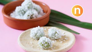 OndeOnde  PandanFlavored Glutinous Rice Balls with Palm Sugar  Buah Melaka Nyonya Cooking [upl. by Ameluz]