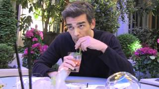 Xavier de Moulins préfère le jus de citron à la coke [upl. by Einapets]