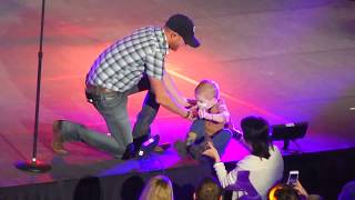 COLE SWINDELL BRINGS A BABY ON STAGE VIDEO YOU AINT WORTH THE WHISKEY LIVE 1080p HQ 13115 [upl. by Isteb]