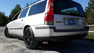 Volvo V70 T5 straight pipe exhaust [upl. by Lashar]