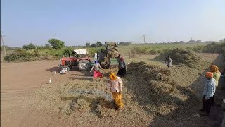 મગફળી મા ફુકણીં ની રમઝટ અને Village life [upl. by Akcirre132]