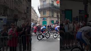 JO de Paris  passage de la course cycliste en ligne Hommes dans le 9ème à Paris [upl. by Lekim]