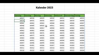 Einfachen Kalender für das neue Jahr erstellen  Tutorial Excel [upl. by Nnylcaj]