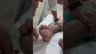 Upgoing plantar reflex positive Babinskis test [upl. by Hadihsar]