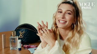 Les essentiels du sac de Hailey Bieber  In The Bag  Vogue Paris [upl. by Nivlag]