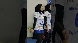 expresi di pinggir lapangan volleyball shorts [upl. by Oiznun41]