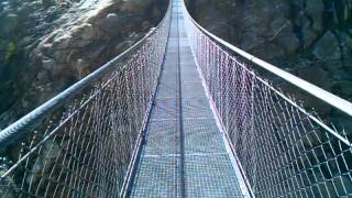 Überquerung der Hängebrücke von der Belalp zur Riederalp 124m lang 50m hoch [upl. by Alorac]