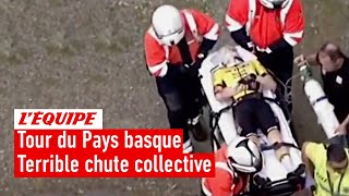 Tour du Pays basque  Vingegaard évacué sur civière après une terrible chute la course neutralisée [upl. by Kwapong]