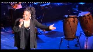 Evelyn Champagne King kisses dont lie live [upl. by Phenica898]