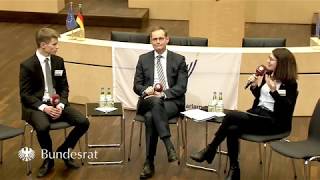 FishbowlDiskussion beim MEP2018 mit Bundesratspräsident Michael Müller [upl. by Roon937]