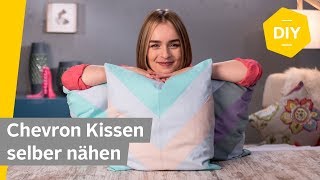 DIY Kissenbezug mit Chevron Muster selber nähen  Roombeez – powered by OTTO [upl. by Gnoc]