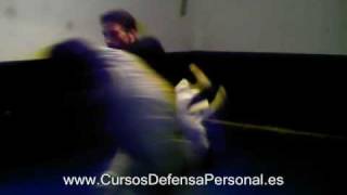 Defensa Personal contra dos agresores armados con cuchillos [upl. by Rayshell866]