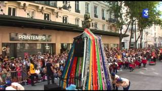 Le défilé de la Biennale 2014 vue den haut [upl. by Ennovihs]