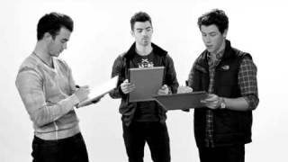 The Jonas Brothers Trivia Game [upl. by Januisz]